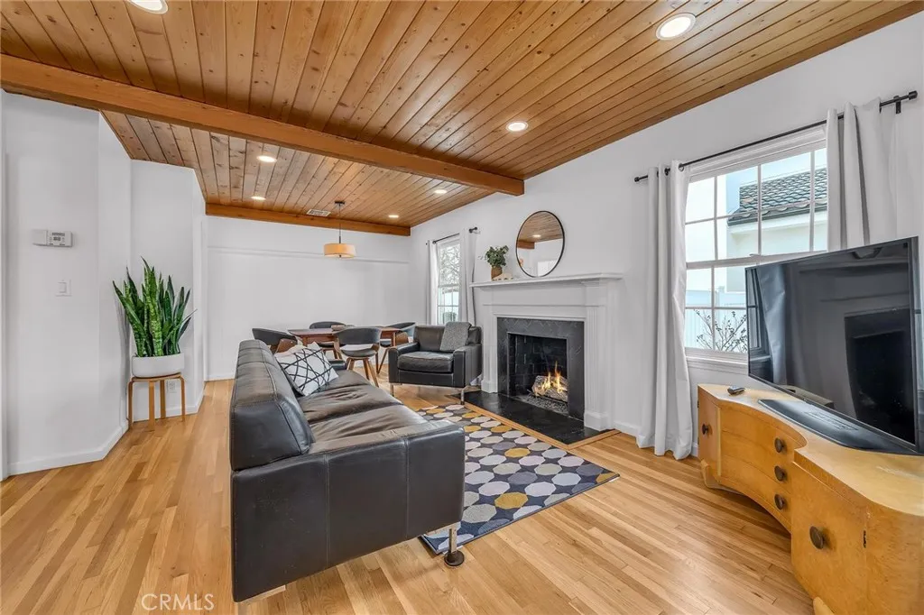 Additional image 3 of 13958 Morrison Street, Sherman Oaks, CA 91423