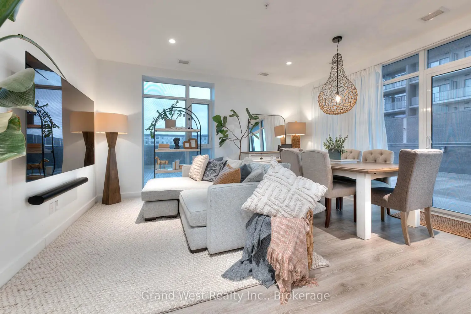 Additional image 10 of 50 Grand Avenue 602