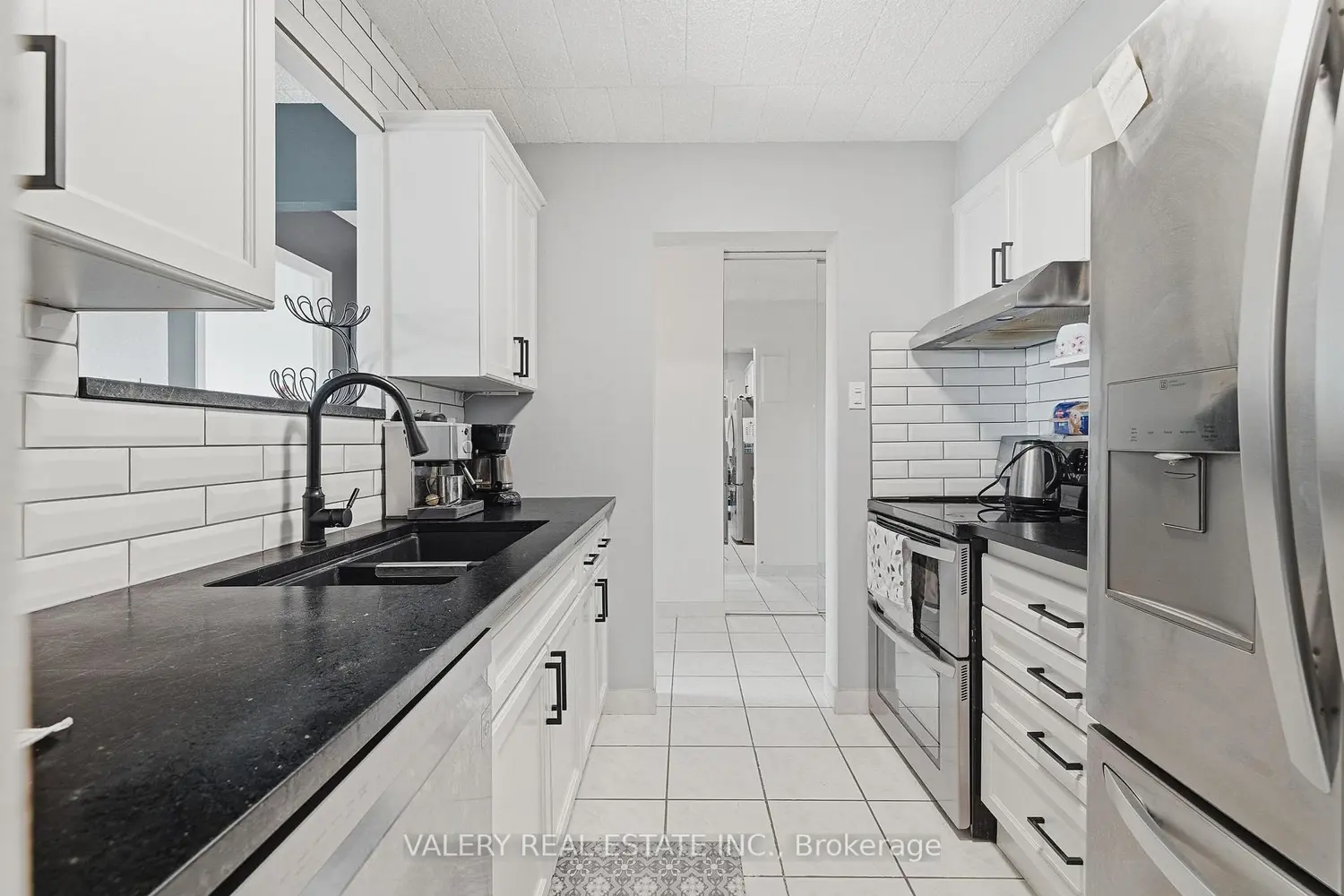6 Walton Avenue 302 photo 4
