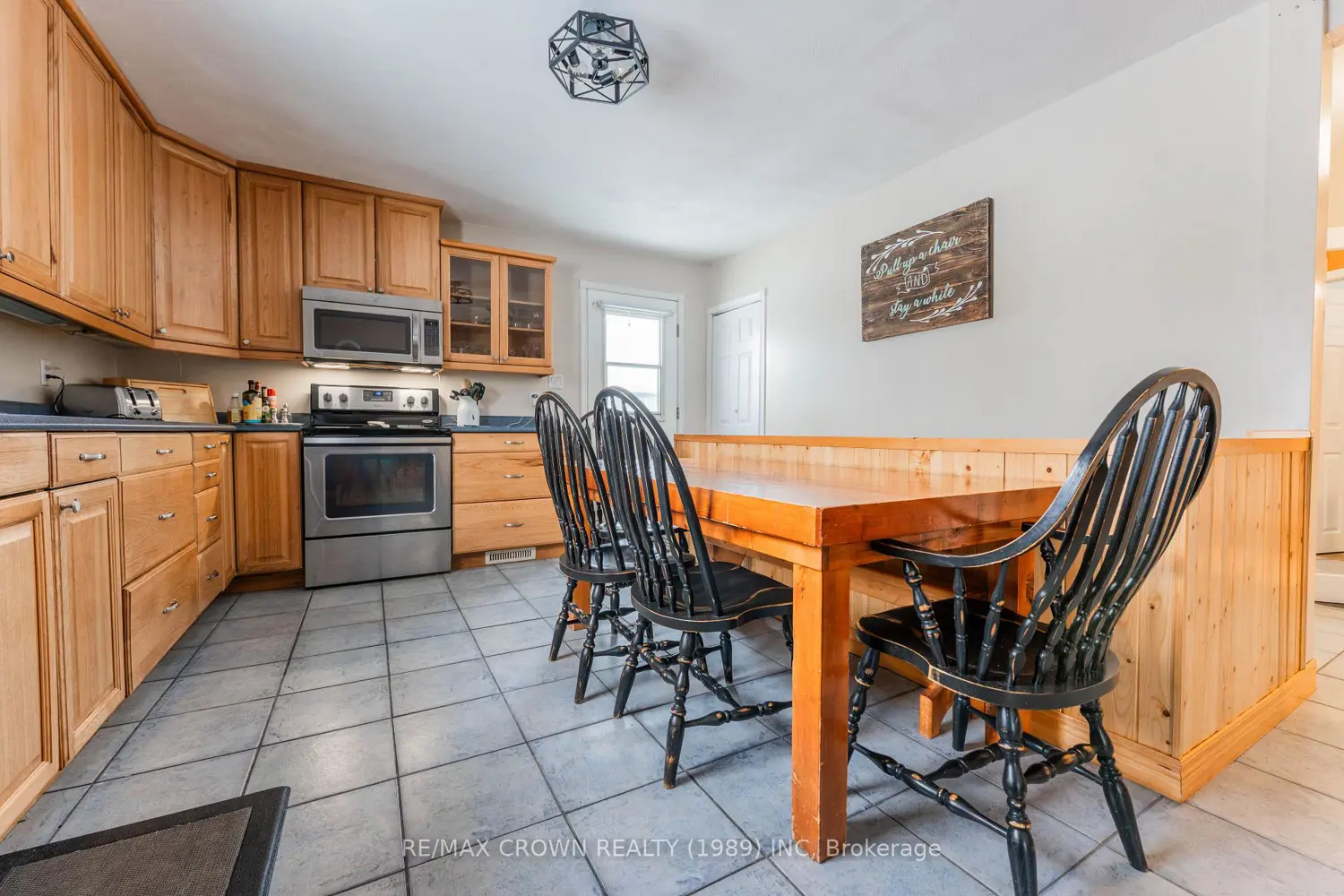 Additional image 4 of 16 Lasalle Avenue