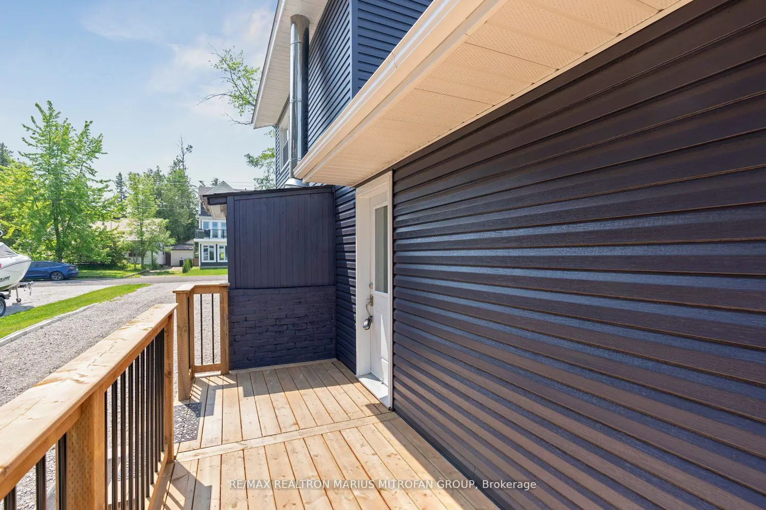 Additional image 17 of 1118 Stoney Point Road