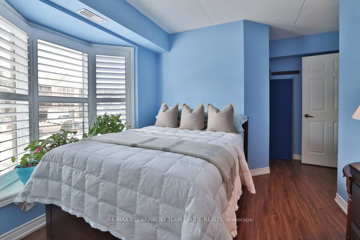 Additional image 11 of 2010 Cleaver Avenue 211