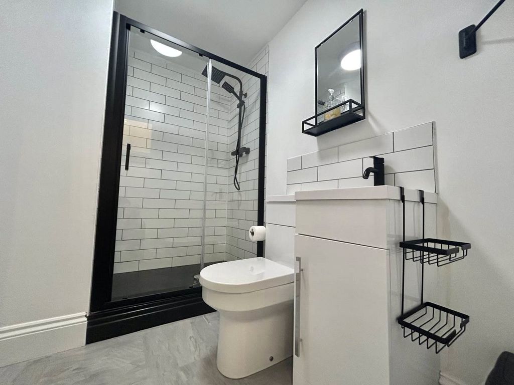 Additional image 7 of 2 bed flat for saleMarine Terrace, Aberystwyth, Ceredigion SY23