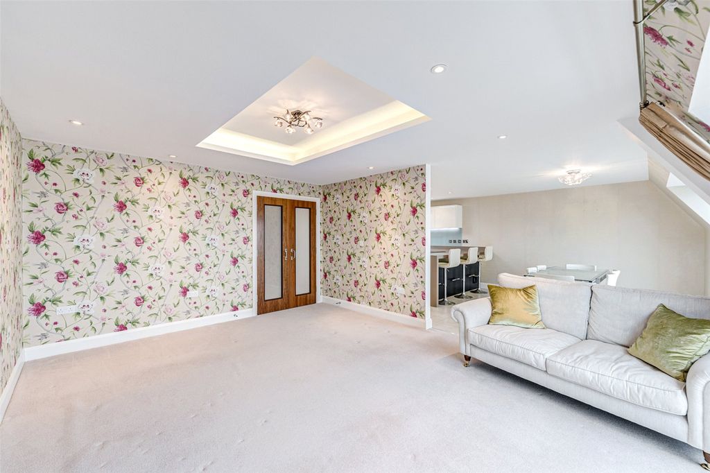 Additional image 16 of 3 bed flat for saleMarine Parade, Worthing, West Sussex BN11
