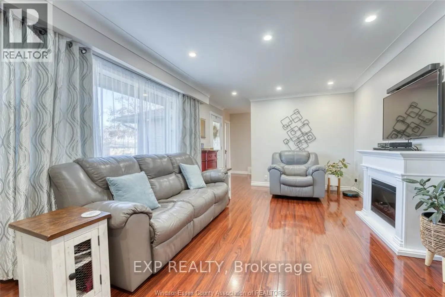 Additional image 2 of 111 Danforth Avenue