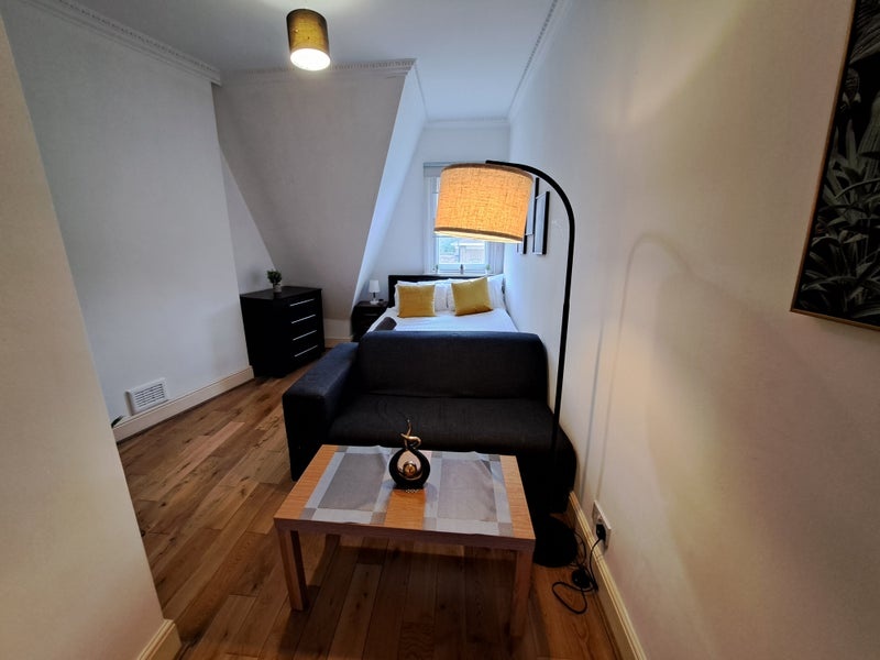 Room in a Shared Flat, Highbury & Islington Station, N5, N1 7GU