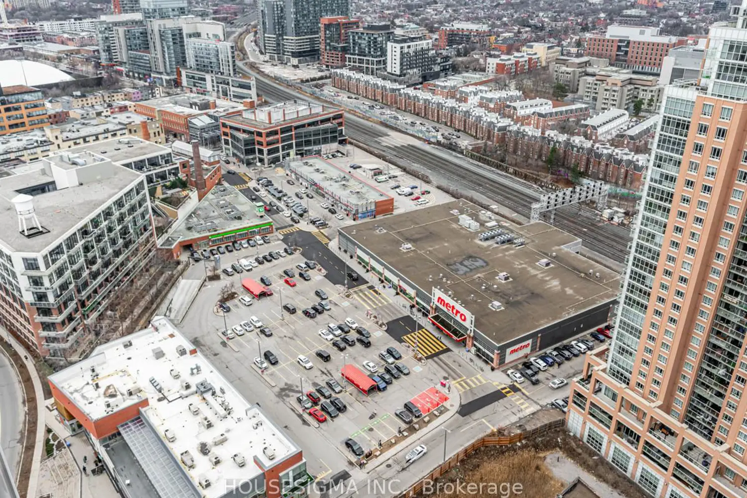 Additional image 17 of 150 East Liberty Street 3015