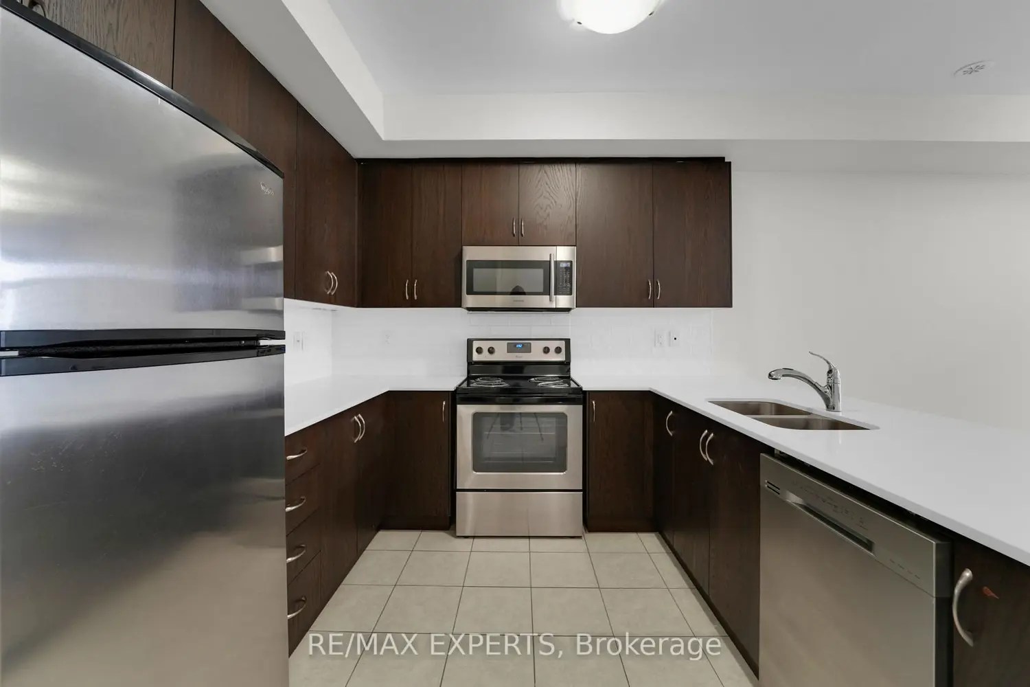 Additional image 5 of 105 Kayla Crescent 10