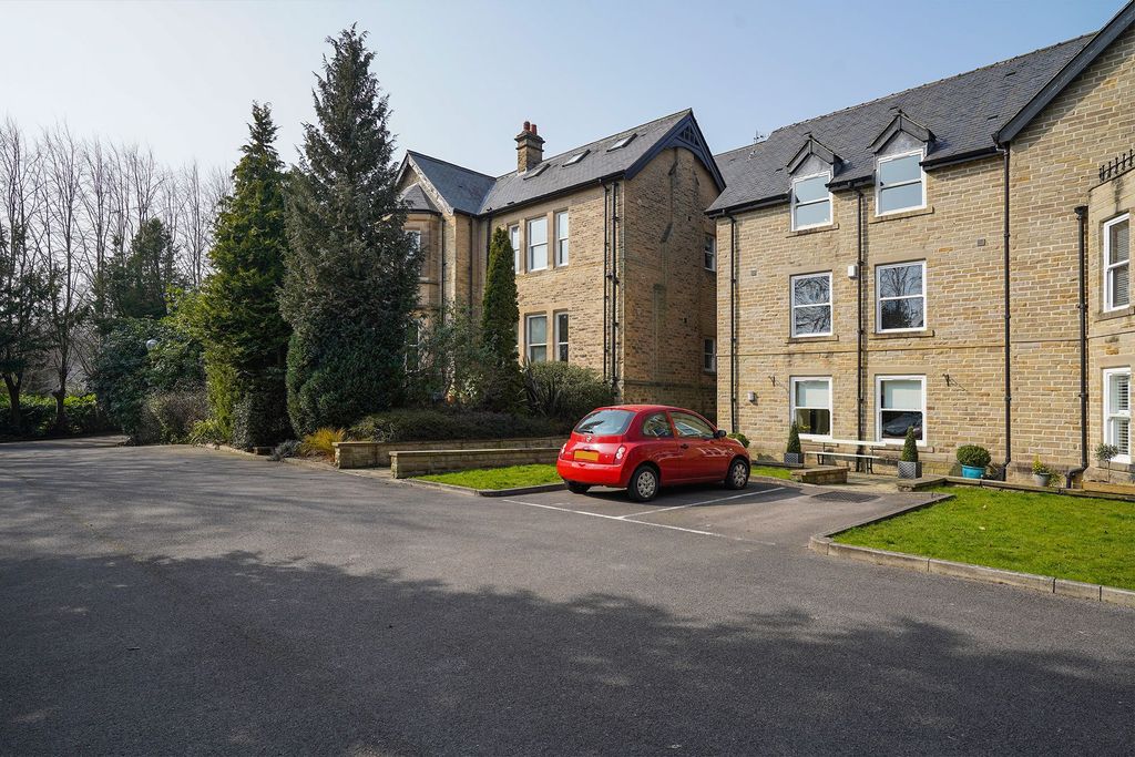 Additional image 4 of 3 bed flat for saleGraham Road, Ranmoor S10