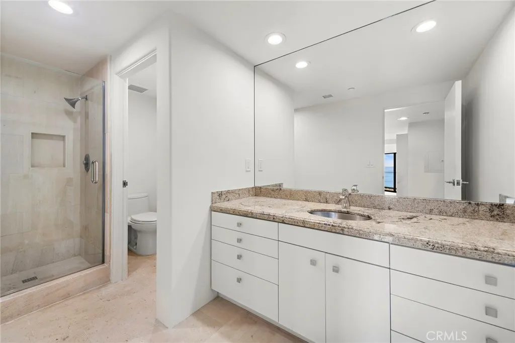 Additional image 16 of 715 Ocean Front, Laguna Beach, CA 92651