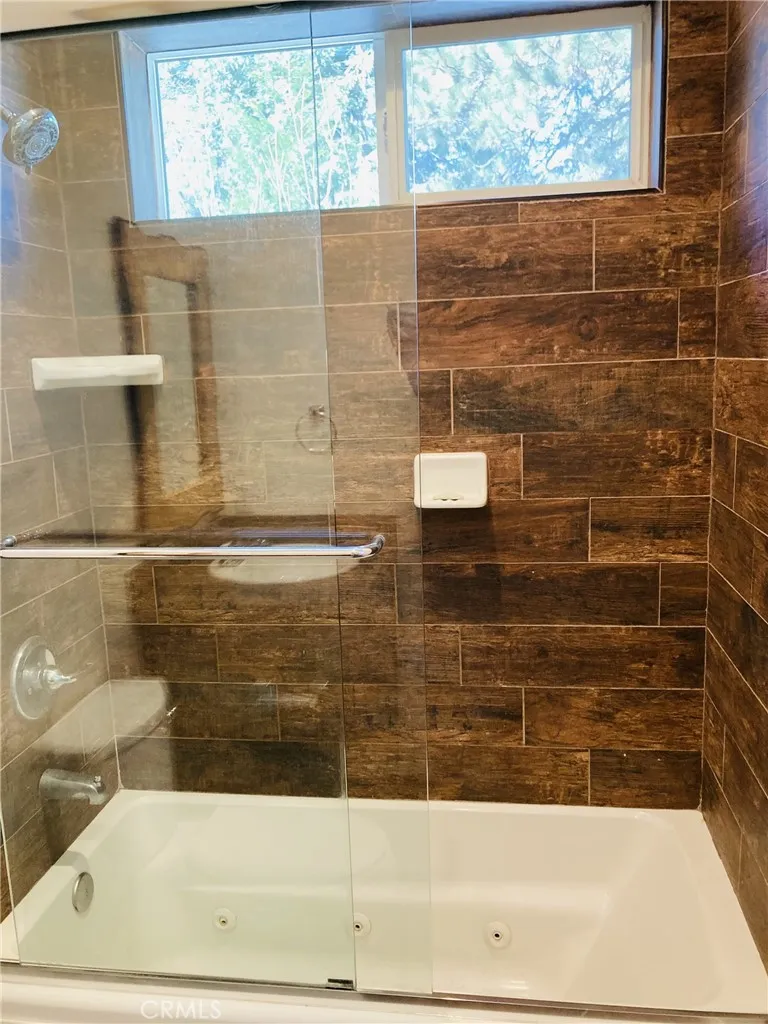 Additional image 81 of 341 Ca-173, Lake Arrowhead, CA 92352