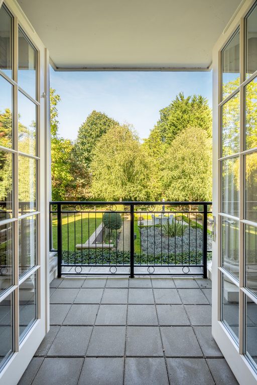 Additional image 7 of 3 bed flat for saleEsher Park Avenue, Esher KT10