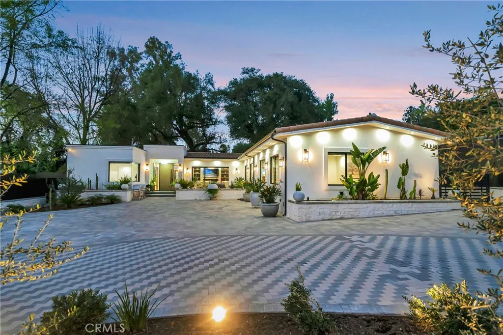 Additional image 73 of 19225 Rosita St, Tarzana, CA 91356