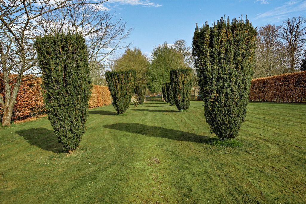 Additional image 3 of 7 bed detached house for saleAlton Barnes, Marlborough, Wiltshire SN8