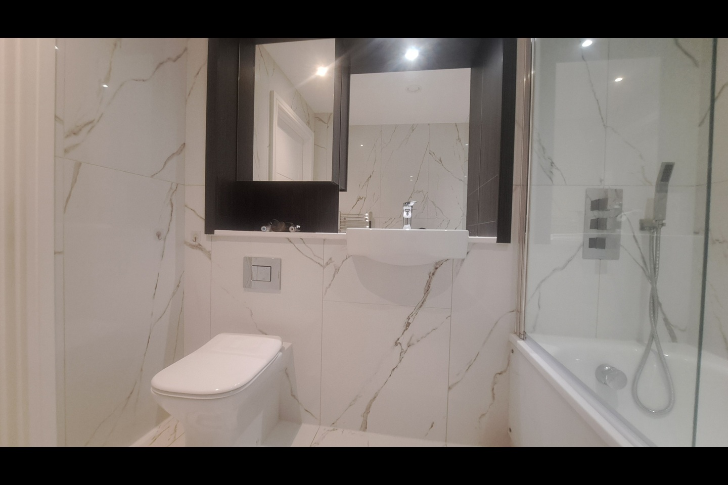 Additional image 17 of 2 Bed Flat, East Timber Yard, B5, N1 7GU