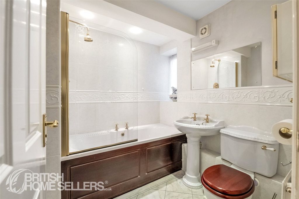 Additional image 12 of 2 bed flat for saleDeganwy Road, Deganwy, Conwy LL31