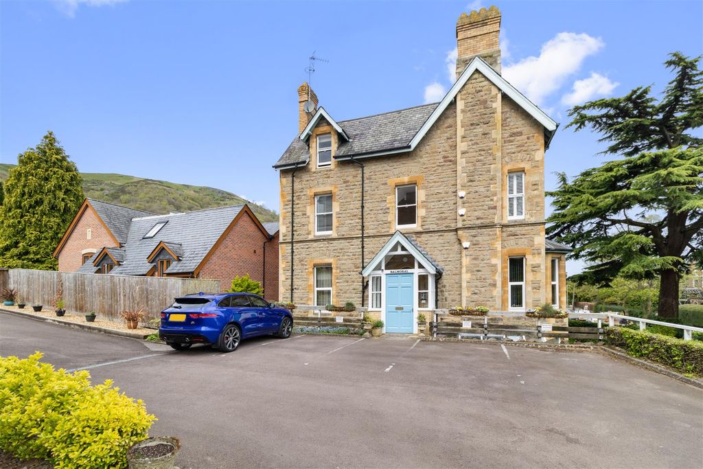 Additional image 23 of 3 bed flat for saleVictoria Road, Malvern WR14