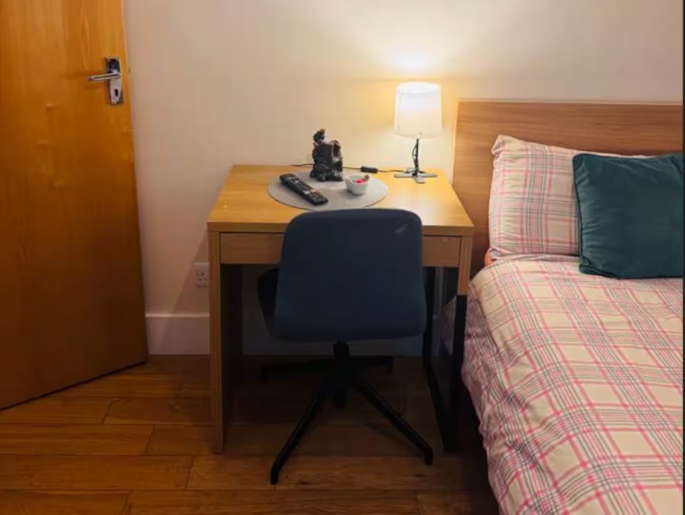 Additional image 9 of Room in a Shared Flat, North End Road, W14, N1 7GU