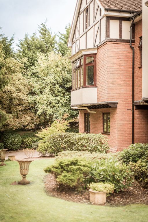 Additional image 4 of 2 bed flat for saleSt. Johns Hill, Shenstone, Lichfield WS14