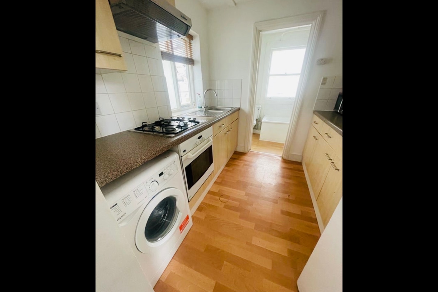 Additional image 7 of Room in a Shared Flat, Falcon Road, SW11, N1 7GU