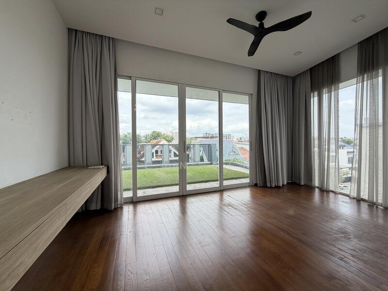 Additional image 2 of Burghley Drive