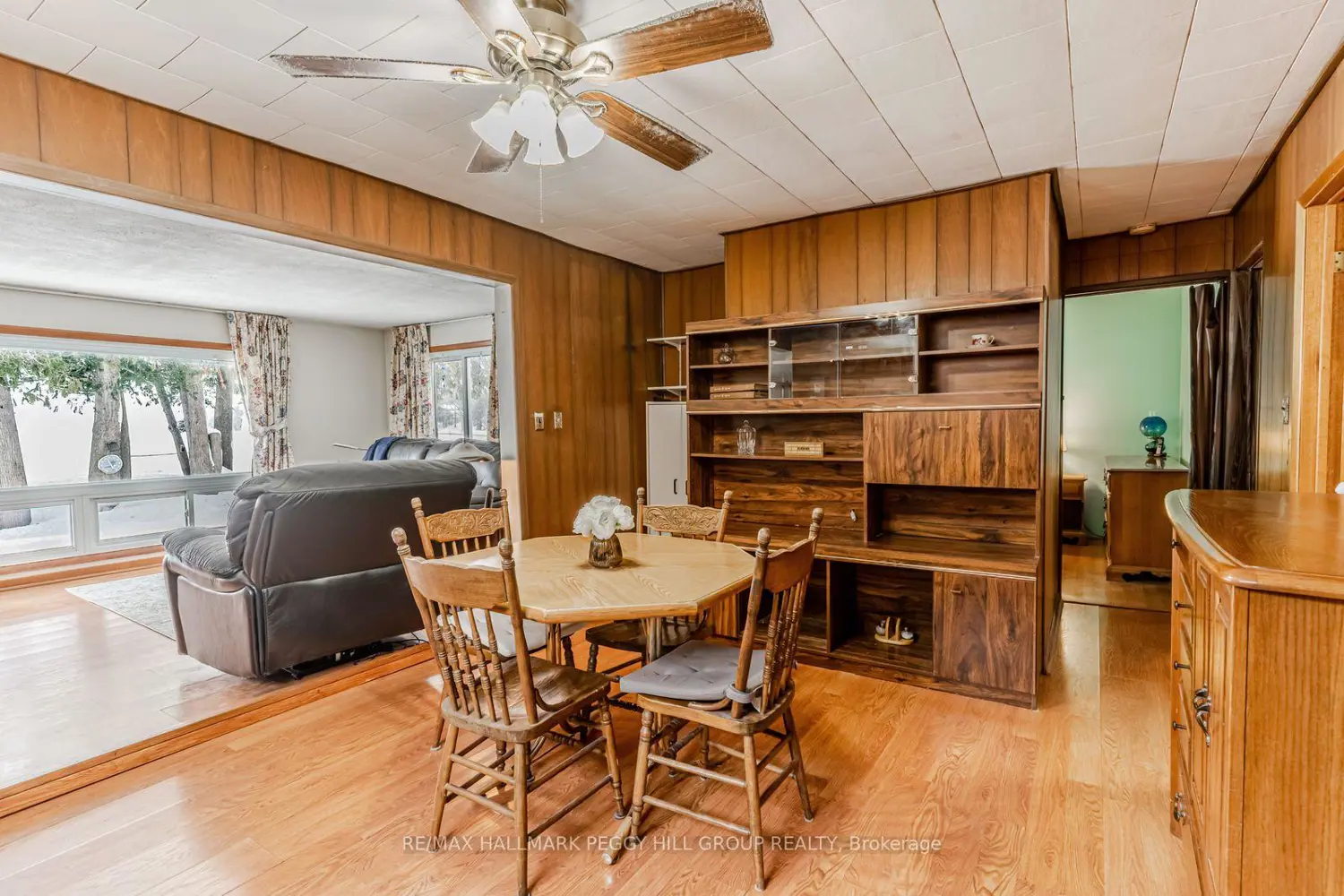 Additional image 6 of 1237 15 Line