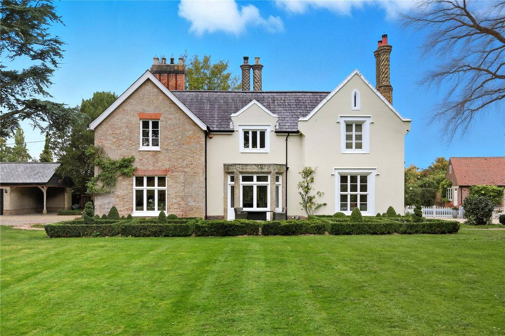 6 bed detached house for saleChurch Road, Beyton, Bury St. Edmunds, Suffolk IP30