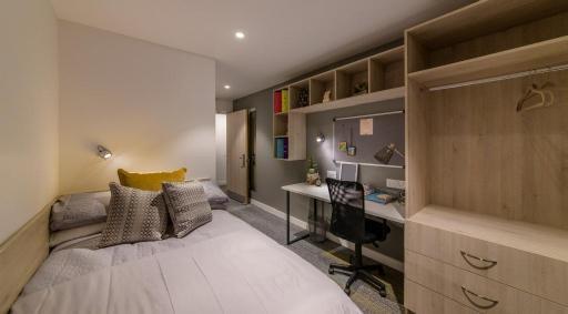 Additional image 3 of Aberdeen | Student | September | AB11