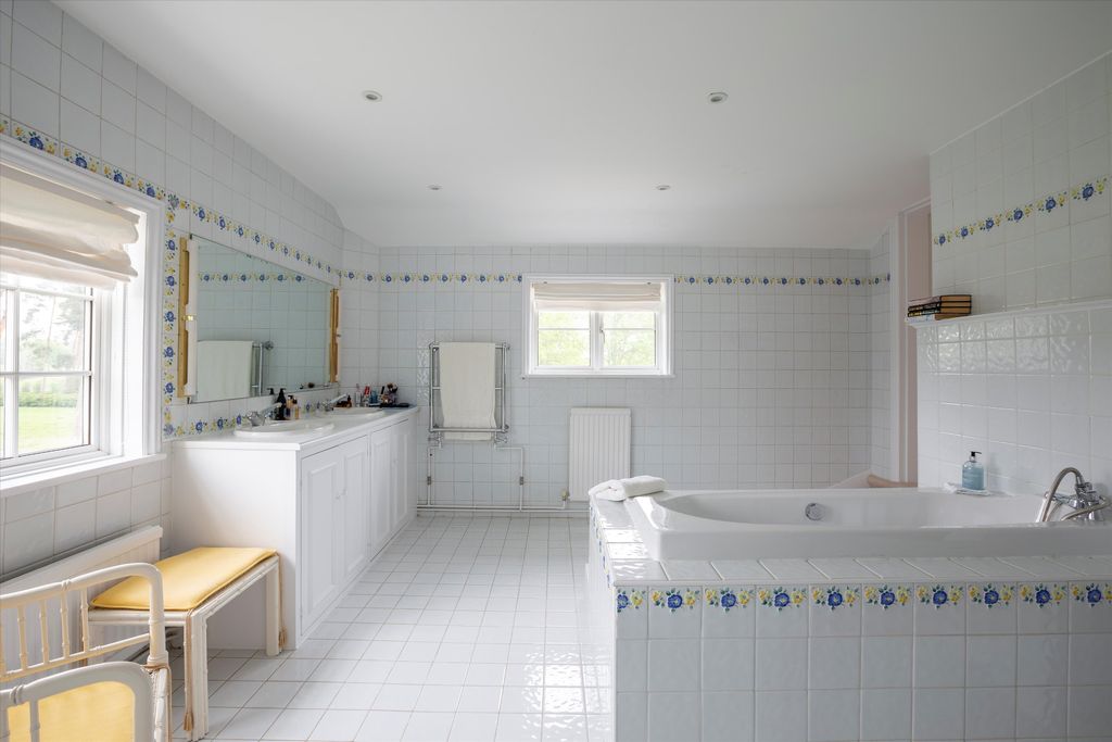 Additional image 16 of 7 bed detached house for saleGuildford Road, Broadbridge Heath, Horsham, West Sussex RH12
