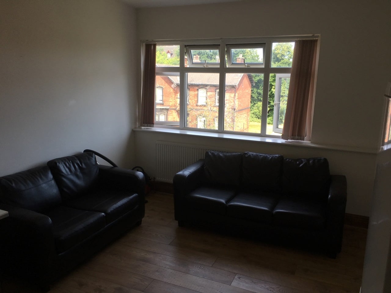 Additional image 2 of 3 Bed Flat, Hyde Terrace, LS2, N1 7GU