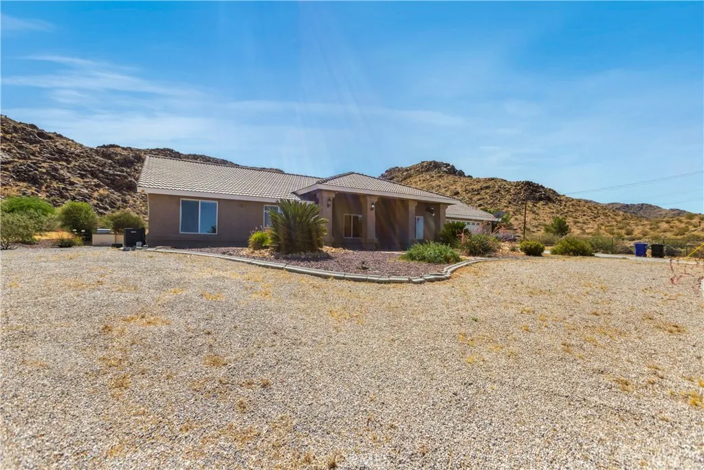 Additional image 58 of 15521 Sherri Lane Unit A, Apple Valley, CA 92307