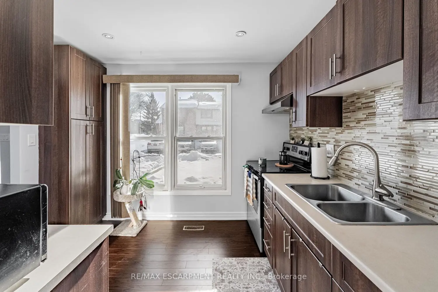 Additional image 12 of 6650 Falconer Drive 19