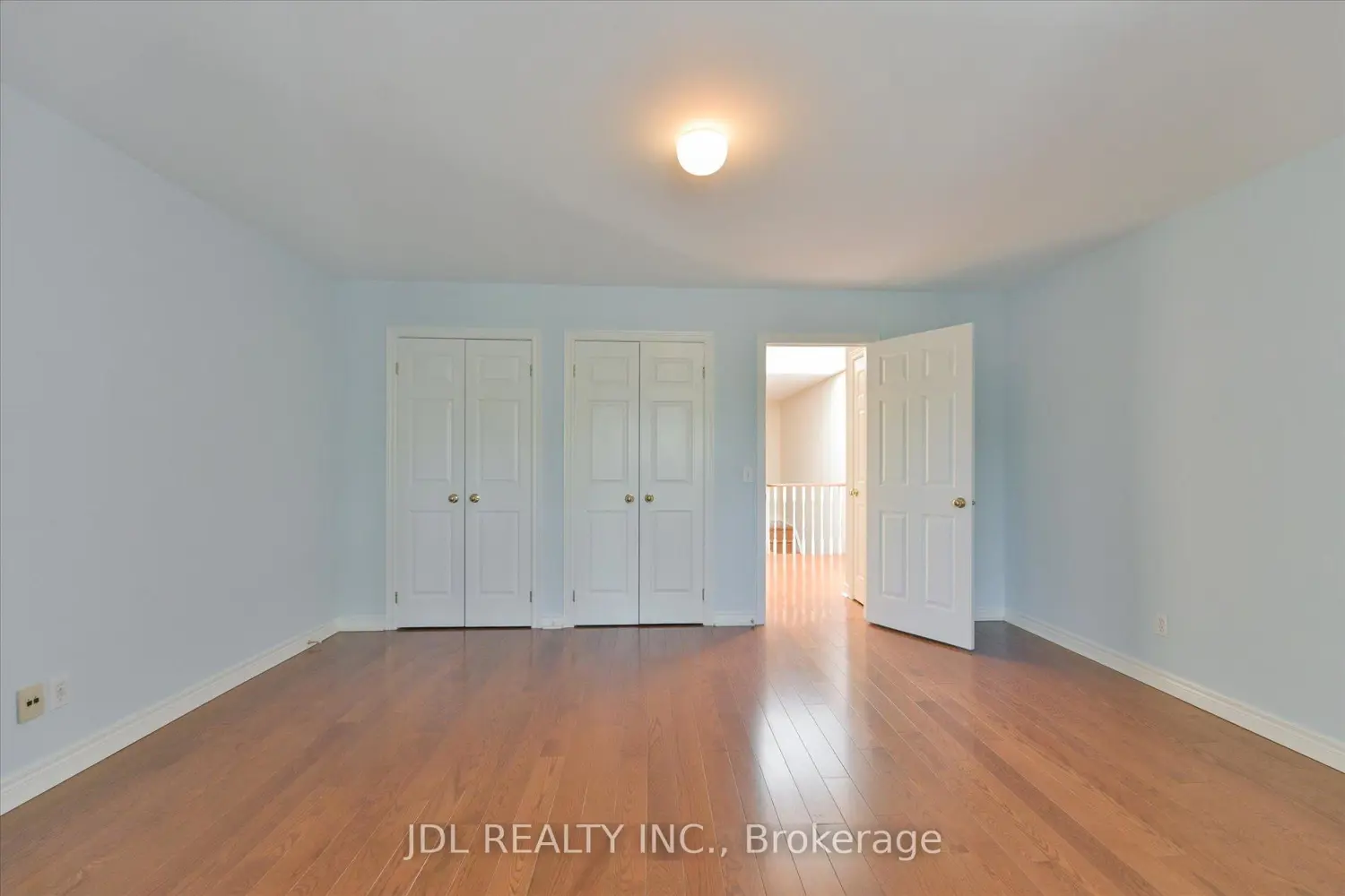 Additional image 15 of 3036 Bayview Avenue I