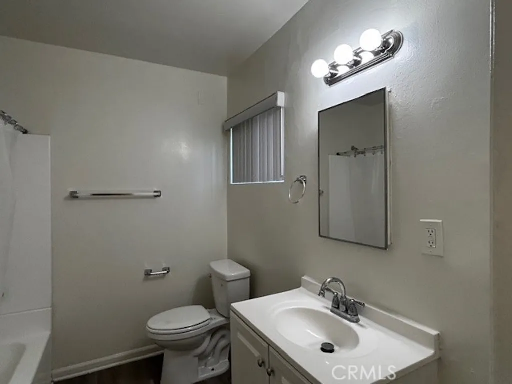 Additional image 9 of 12425 Harris Ave Unit 2, Lynwood, CA 90262