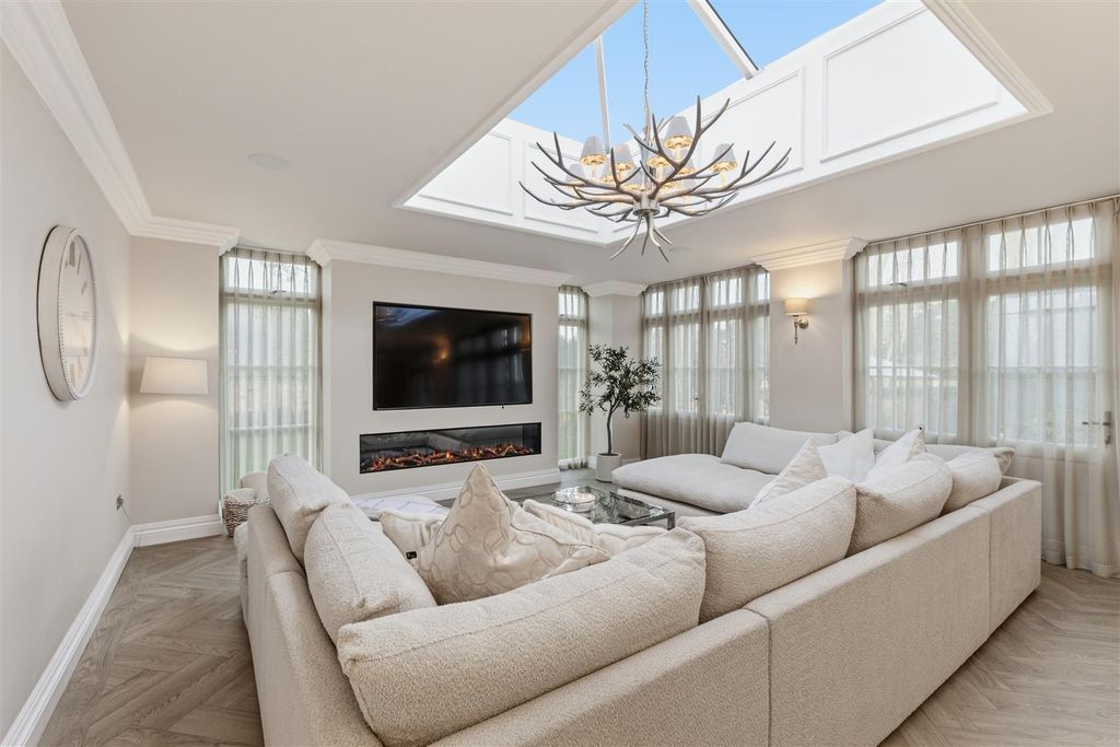 Additional image 5 of 10 bed detached house for saleWishaw, Sutton Coldfield B76