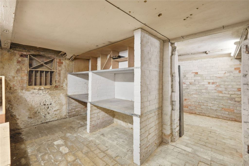Additional image 22 of 6 bed detached house for saleChurch Road, Beyton, Bury St. Edmunds, Suffolk IP30