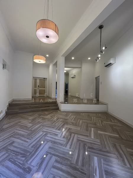 Additional image 4 of 101 Fernhill Road