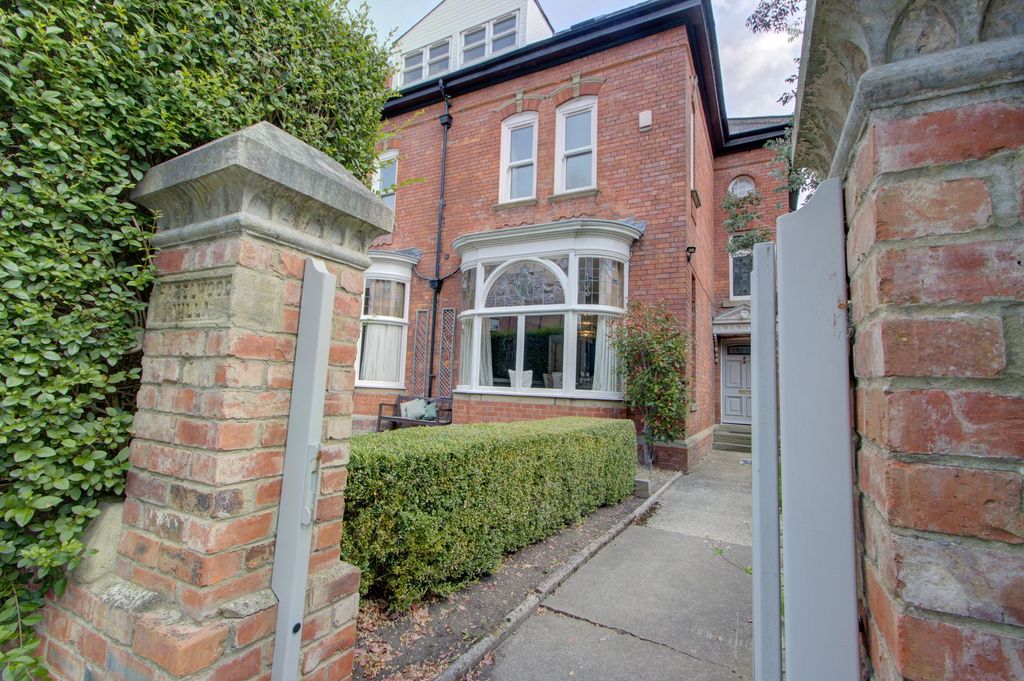 Additional image 38 of 5 bed detached house for saleHazelwood Villa, 17 Akenside Terrace, Newcastle Upon Tyne NE2