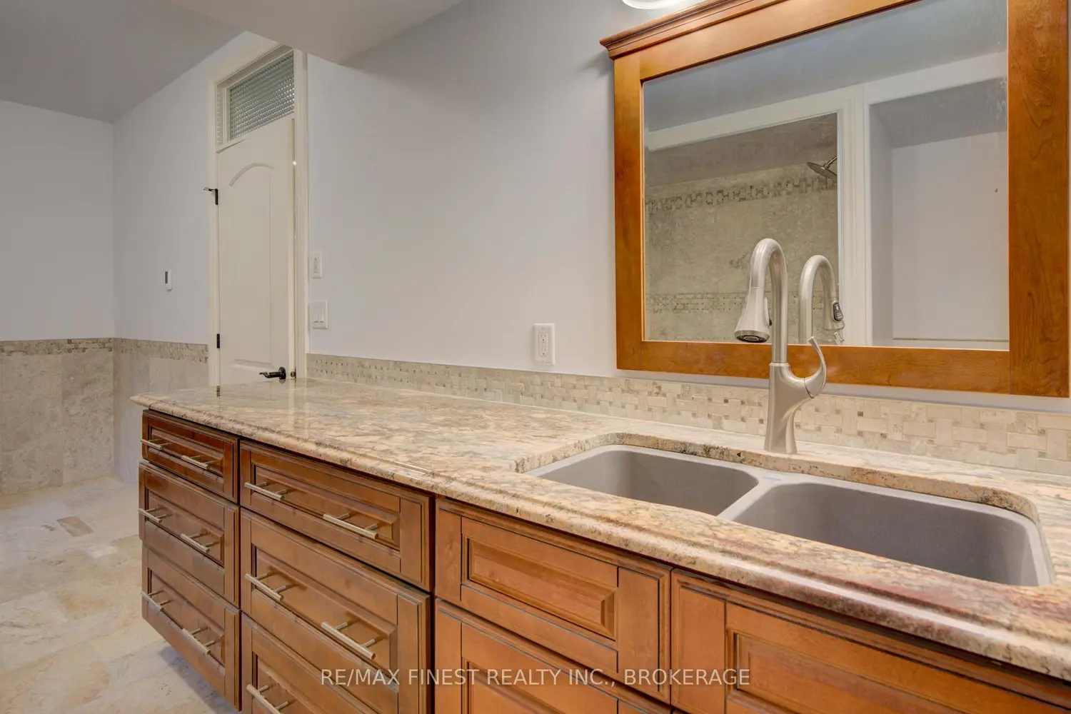 Additional image 13 of 43 Crerar Boulevard