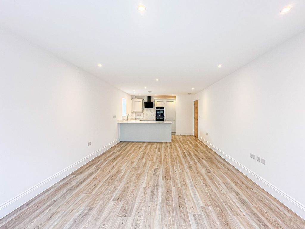 Additional image 7 of 3 bed flat for sale5 Bryan Court, 4 Rocky Lane CH60