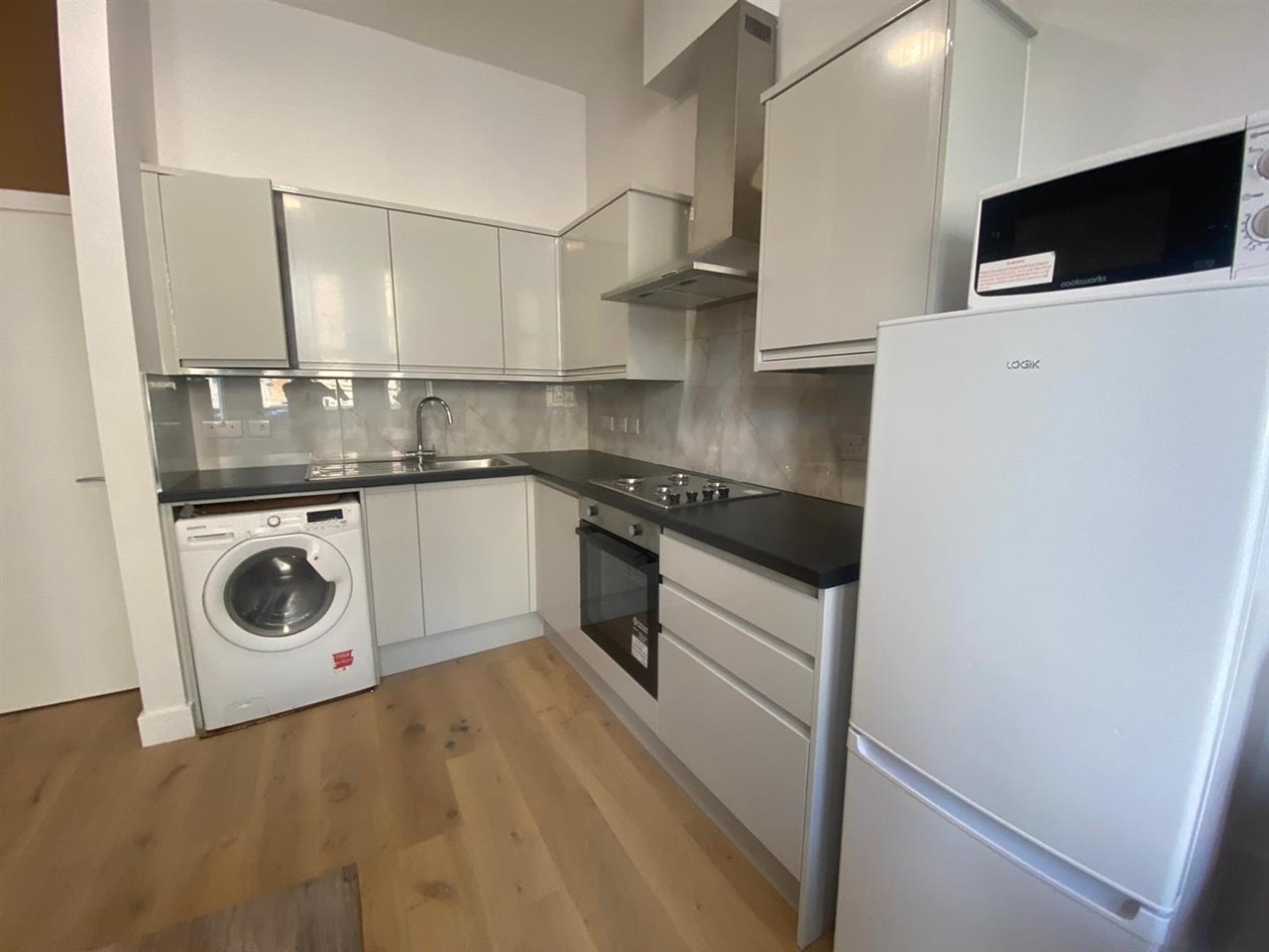 Additional image 4 of 2 Bed Flat, Malvern Road, NW6, N1 7GU