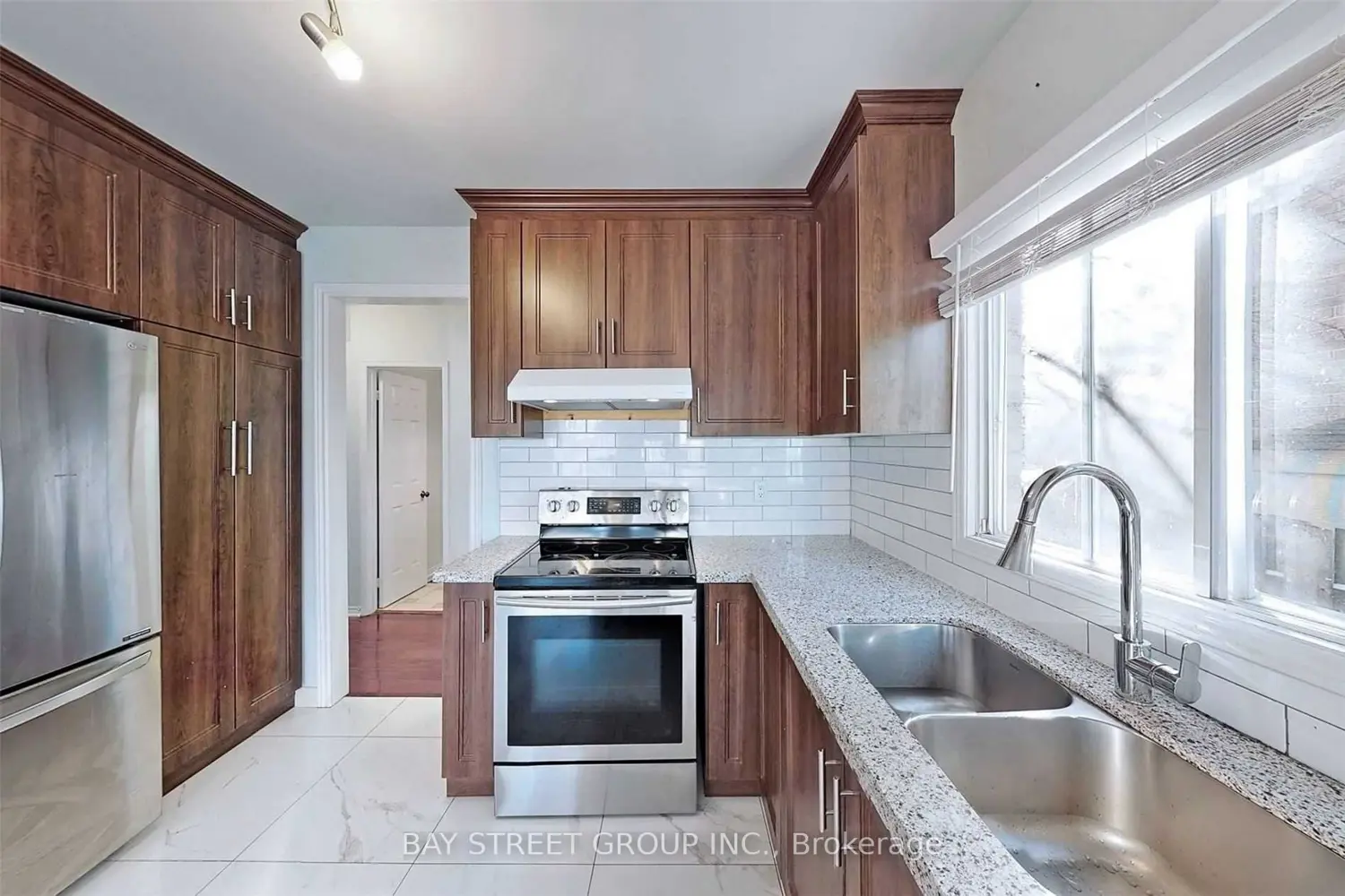 Additional image 6 of 189 Martindale Avenue