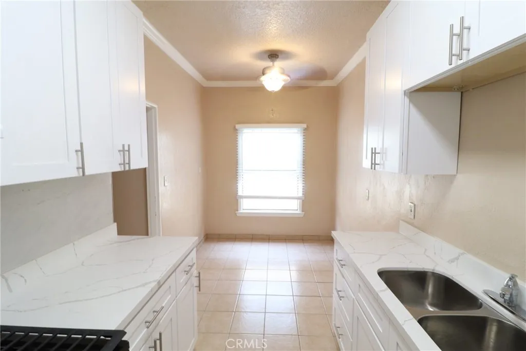 Additional image 14 of 925 N Lacy St Unit 4, Santa Ana, CA 92701