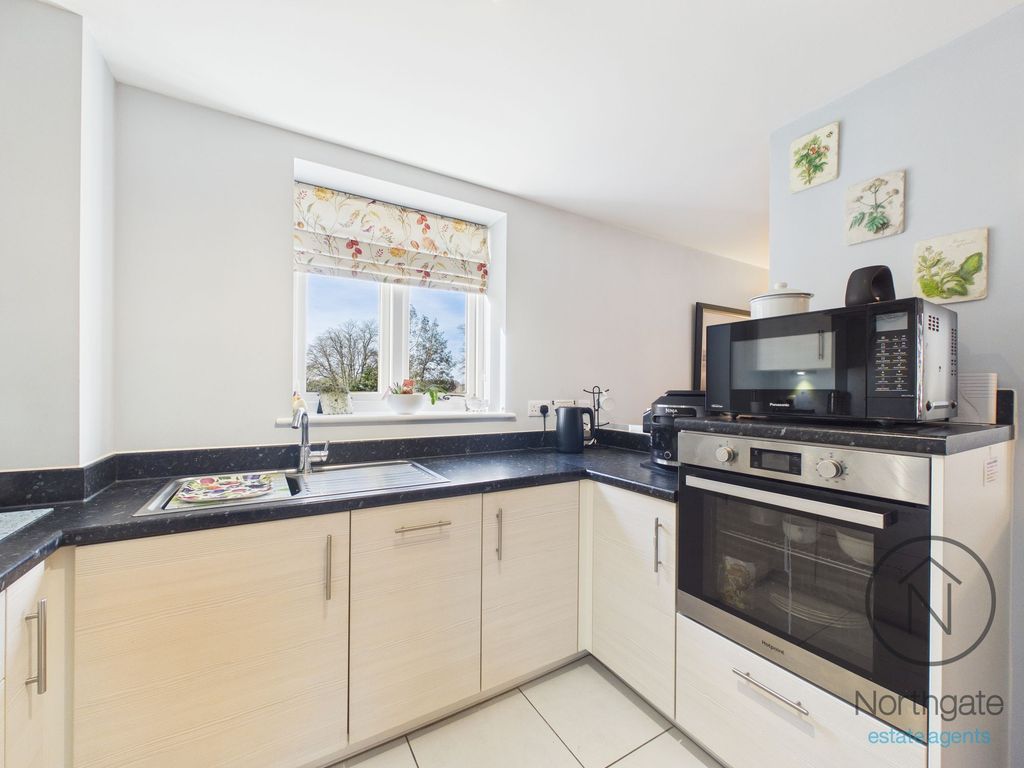 2 bed flat for saleTrinity Road, Darlington DL3 photo 5