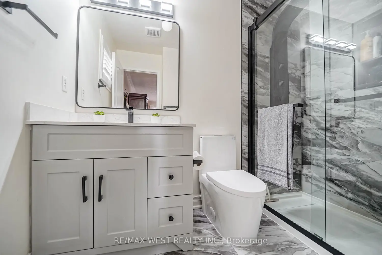 Additional image 11 of 38 Bottlebrush Drive