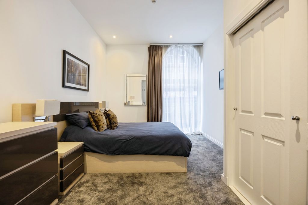 Additional image 8 of 2 bed flat for saleRosemount Place, Aberdeen AB25