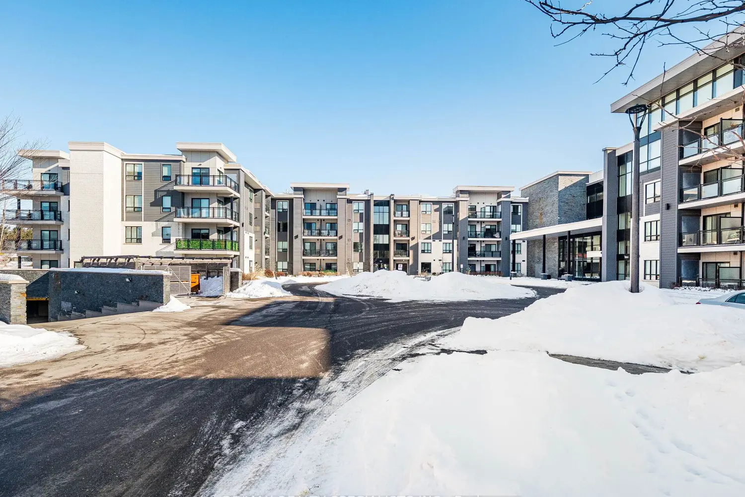 Additional image 20 of 3170 Erin Mills Parkway 131