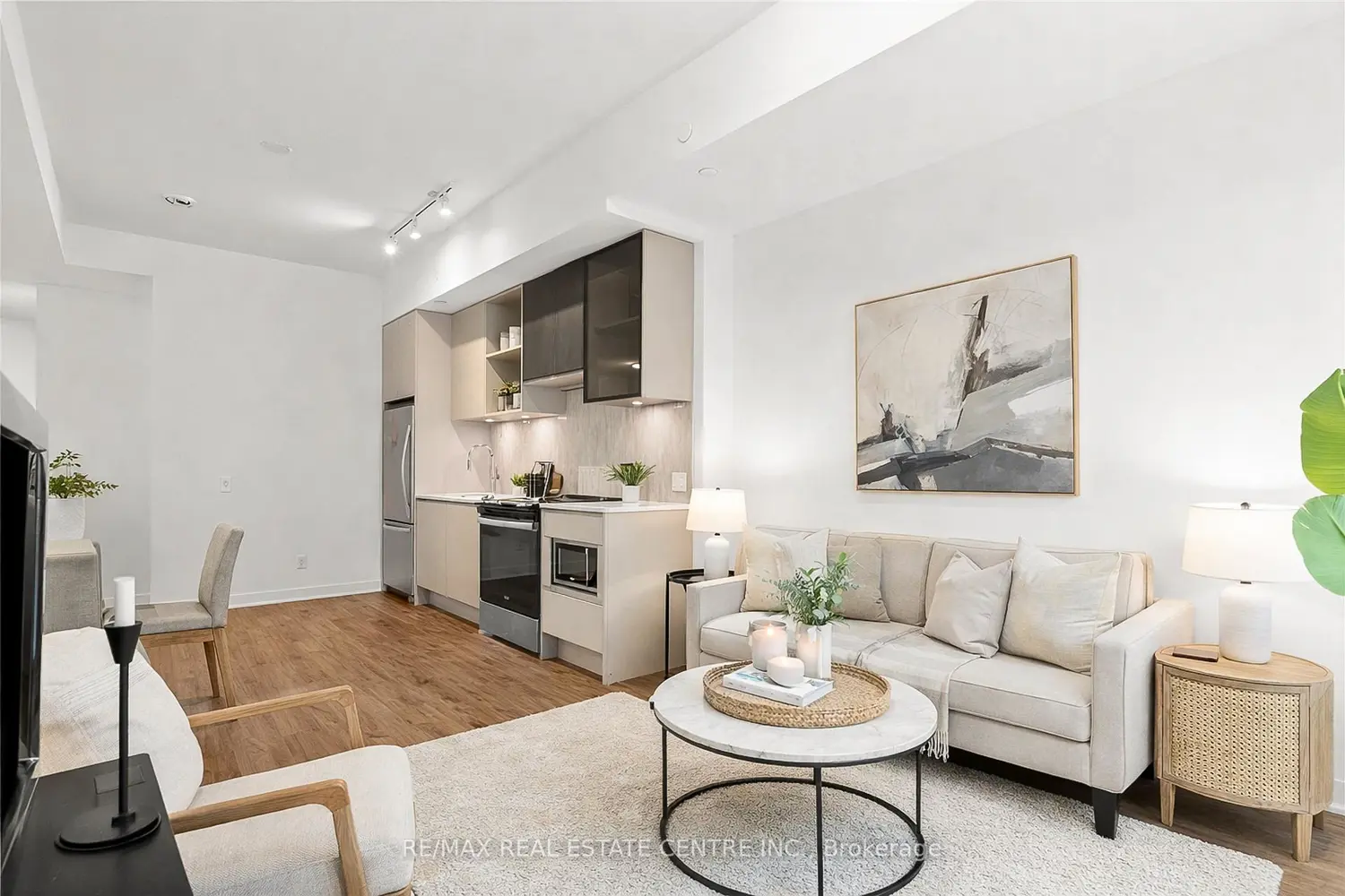 Additional image 4 of 405 Dundas Street 316