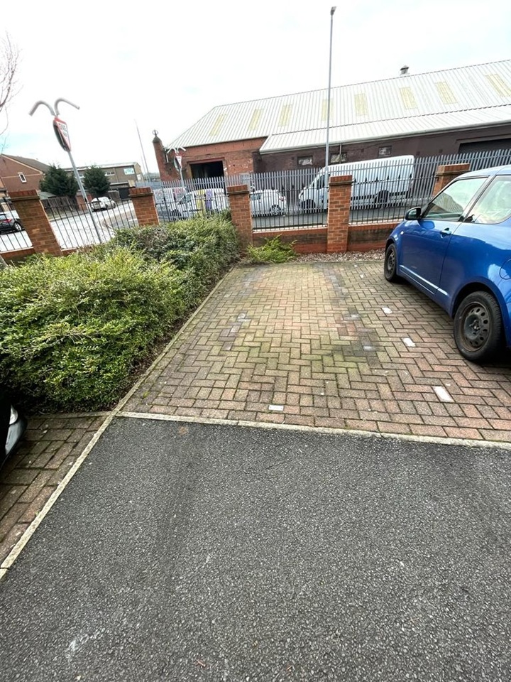 Additional image 20 of 2 Bed Flat, Gabriel Court, LS10, N1 7GU