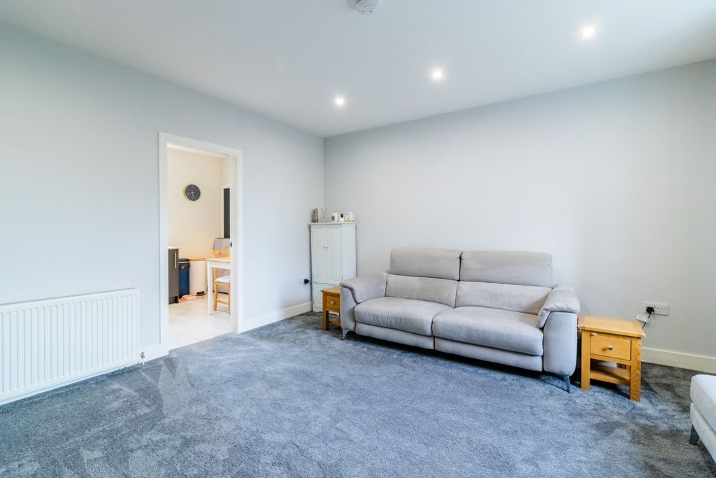 Additional image 7 of 2 bed flat for saleGibson Place, Montrose DD10